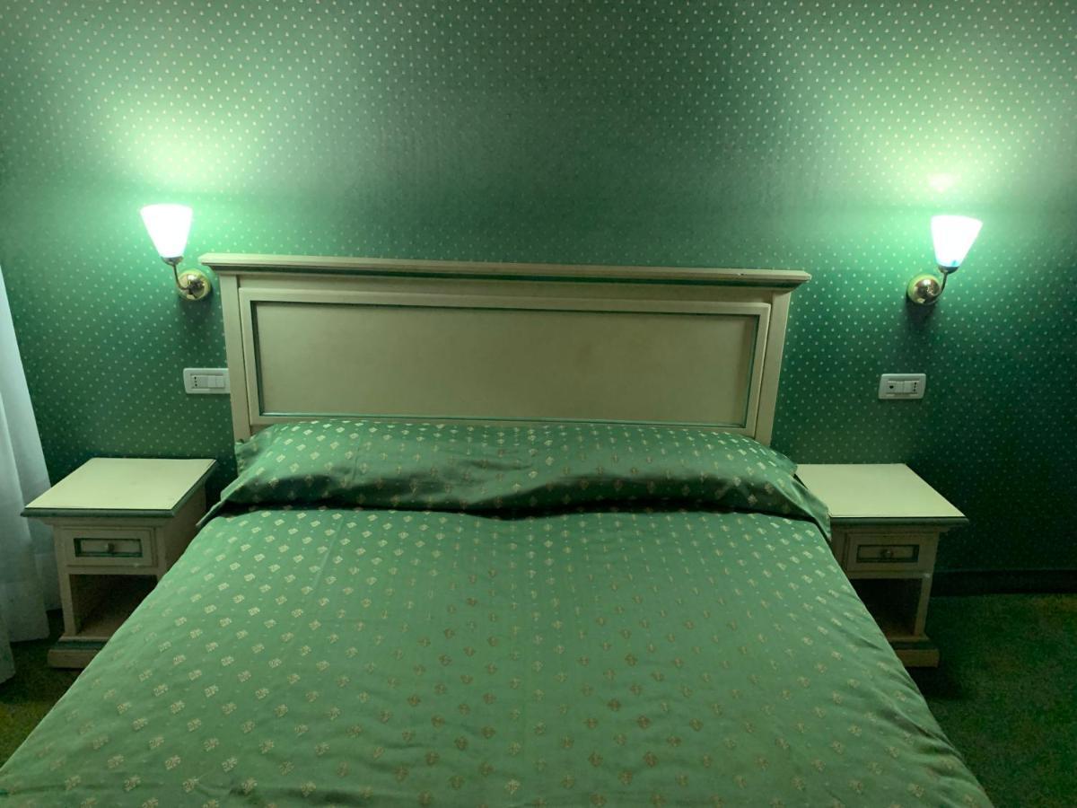 Locanda Ruga Rialto Венеция Екстериор снимка