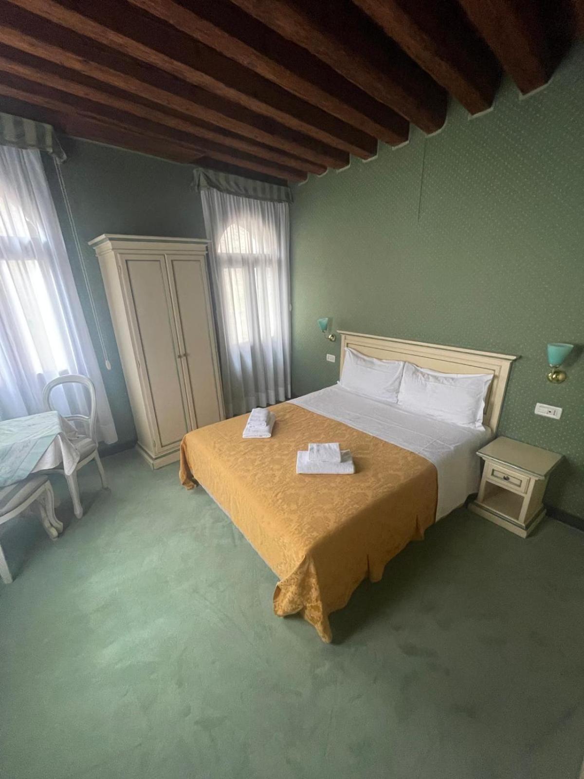 Locanda Ruga Rialto Венеция Екстериор снимка